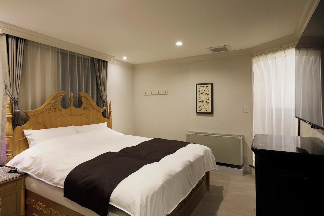 ホテルバースデー岐阜西店 Hotel Birthday Gifuwest (Adults Only) Exterior foto